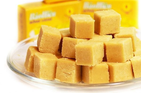 Bánh đậu xanh nội địa Trung Quốc thơm mùi đậu xanh, bùi béo vị xưa