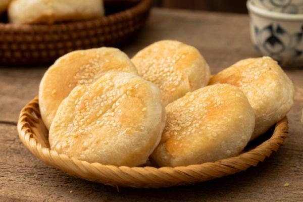 Bánh nước hạt dẻ nội địa Trung Quốc được giới trẻ yêu thích nhờ vị ngọt dịu và thơm bùi đặc trưng