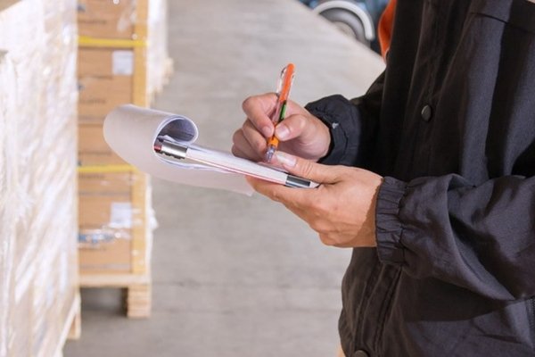 Nhập hàng Trung Quốc tiểu ngạch không cần nhiều giấy tờ phức tạp