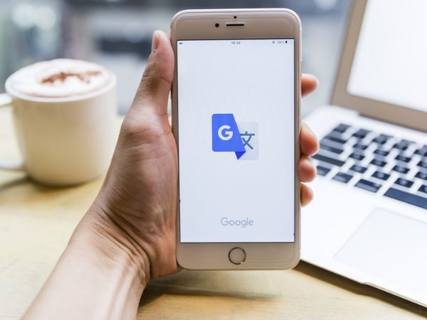 Google Translate là một trong những ứng dụng phổ biến bạn có thể sử dụng