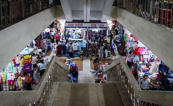 Nhiều nhà cung cấp lựa chọn nhập sỉ hàng Quảng Châu tại chợ Trung Quốc để tự tay kiểm tra chất lượng