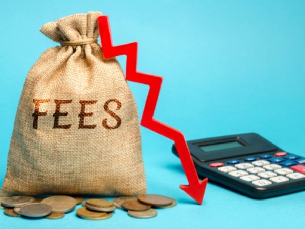 Đối chiếu mức phí CFS giữa các nhà cung cấp dịch vụ để có mức giá hợp lý