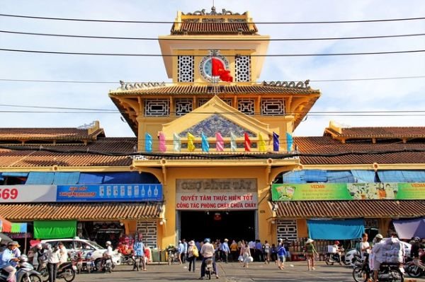 Nhập hàng bánh kẹo nội địa Trung Quốc từ các chợ đầu mối ở Việt Nam