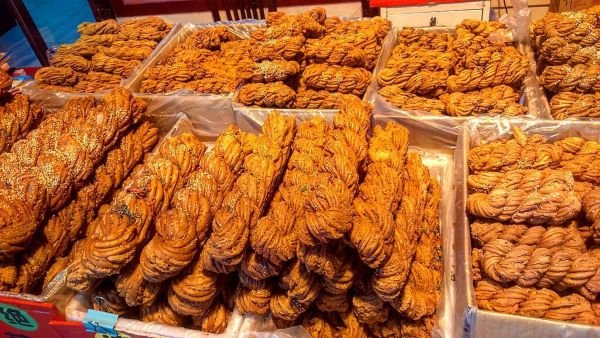 Bánh quẩy xoắn xuất xứ từ Trung Quốc bên ngoài giòn giòn bên trong ẩm mịn